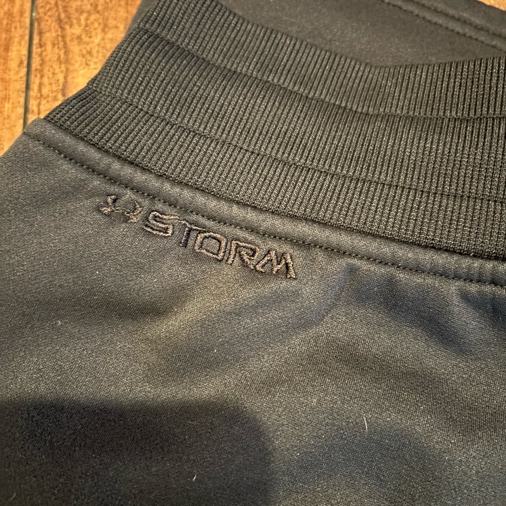 Under Armour Women’s Black Storm Sweatpants - Picture 4 of 4